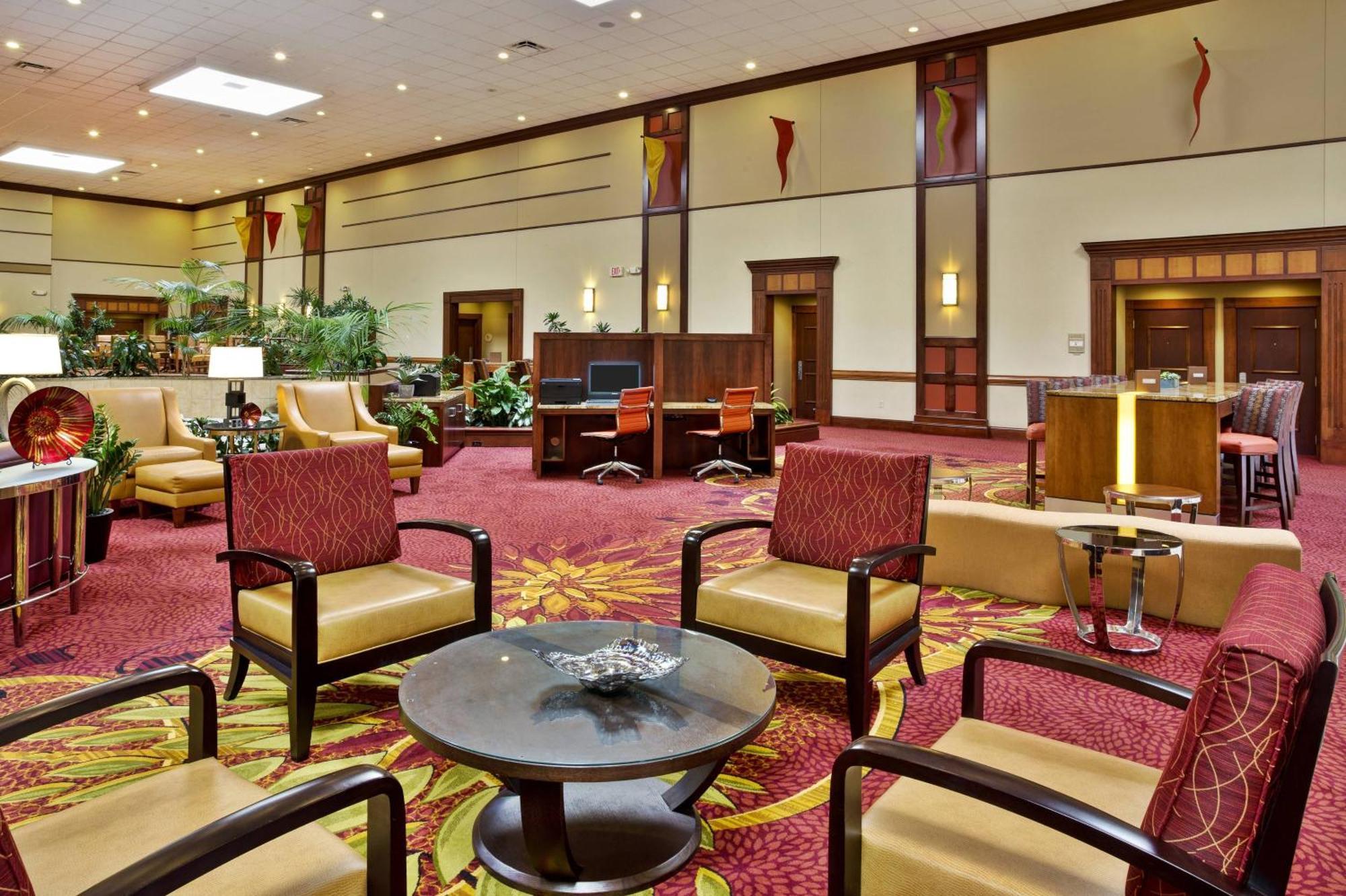 Airport Marriott 3*