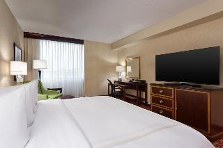Airport Marriott Hotel 3*